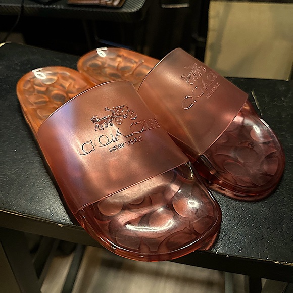 Authentic Coach Ulyssa Water Resistant Ombre Jelly Pool Slides - Picture 1 of 4